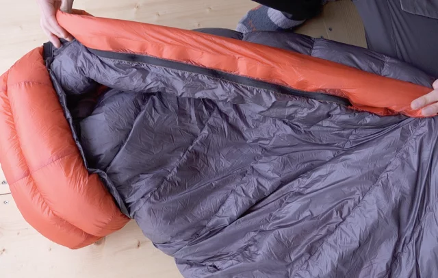 全体ボックスキルト構造のシュラフで世界最軽量モデル！ウエスタン