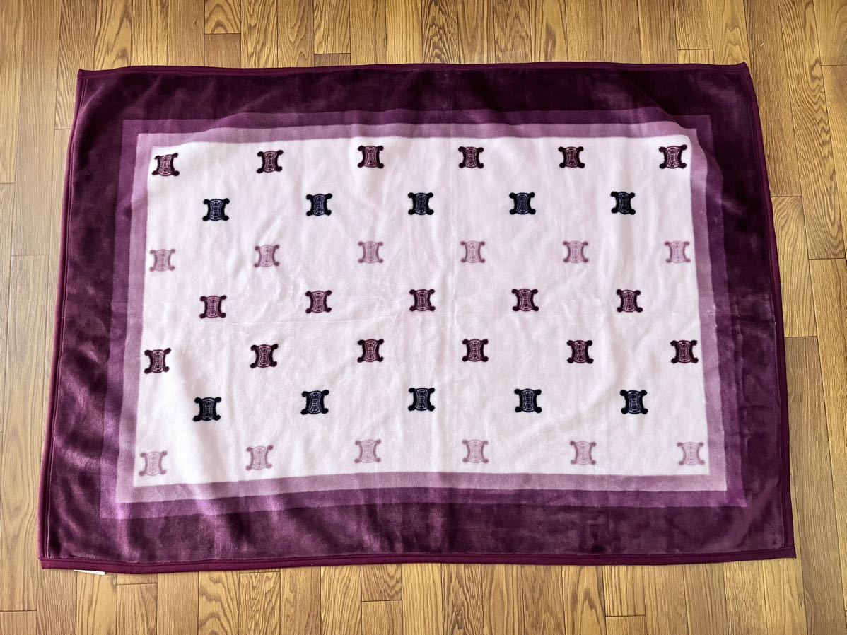 送料無料 CELINE セリーヌ マカダム アクリルハーフケット 140×100cm